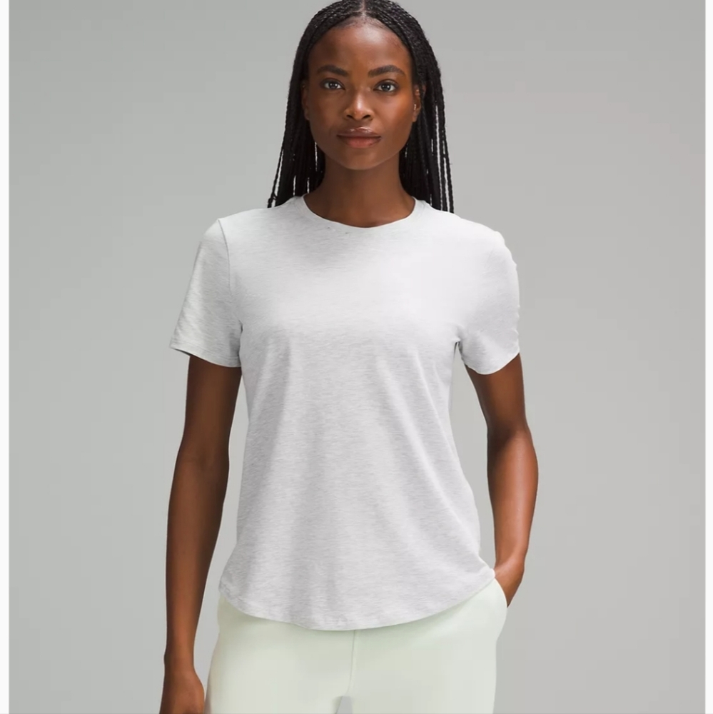 lululemon athletica love Crewneck t shirt